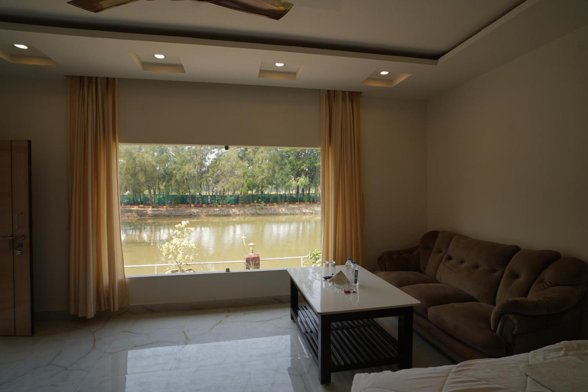 Lake View Village Resort Tajpur ภายนอก รูปภาพ