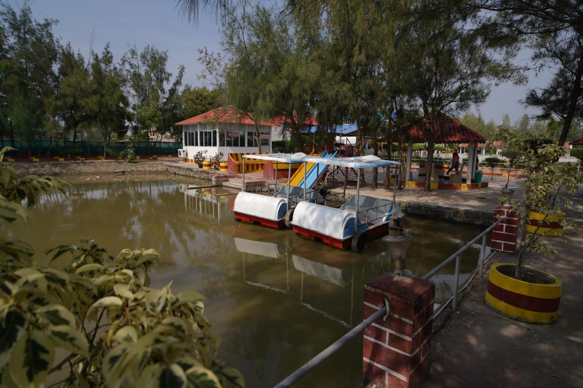 Lake View Village Resort Tajpur ภายนอก รูปภาพ