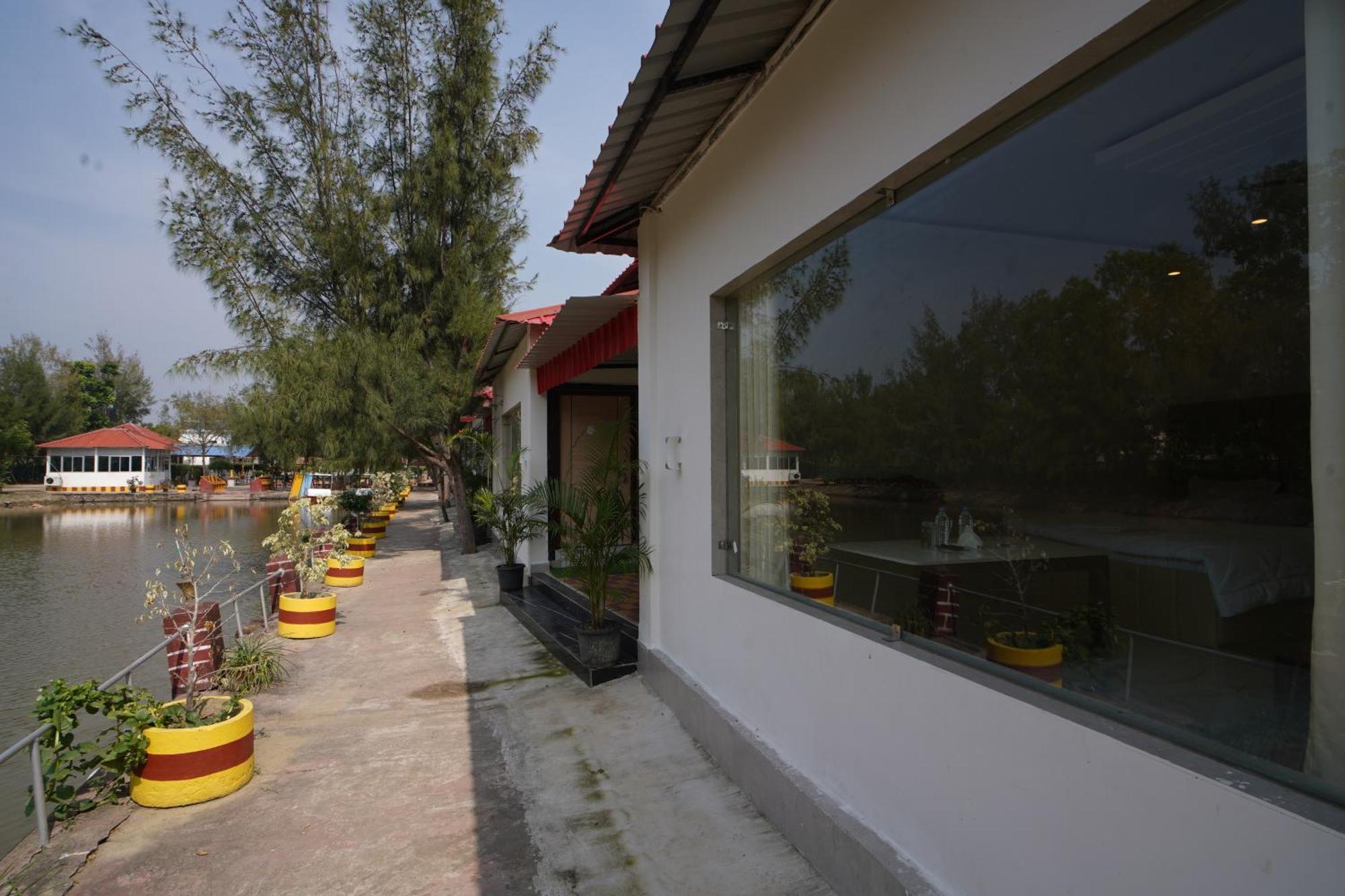 Lake View Village Resort Tajpur ภายนอก รูปภาพ
